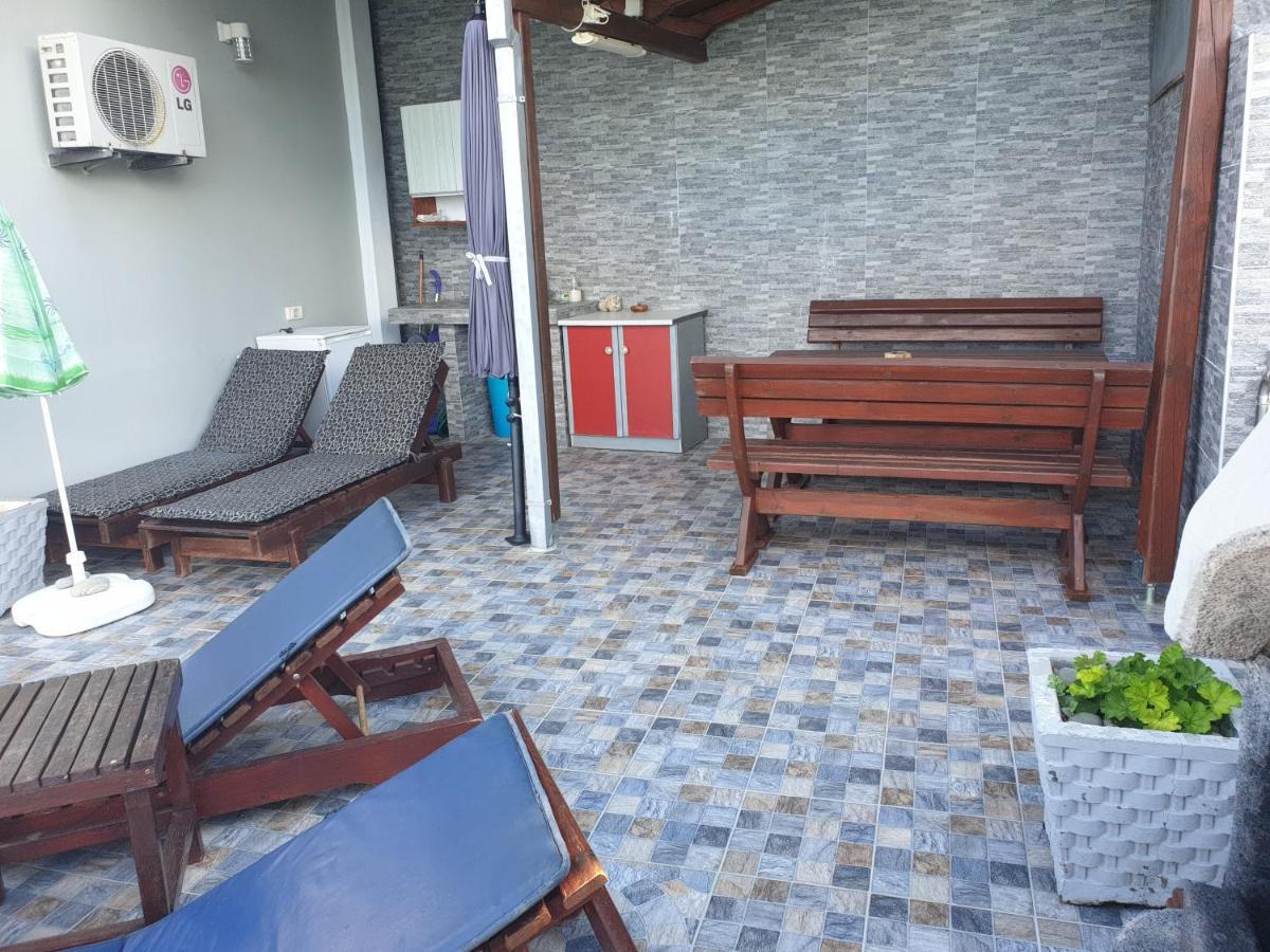 Holiday House Kruce Ülgün Dış mekan fotoğraf