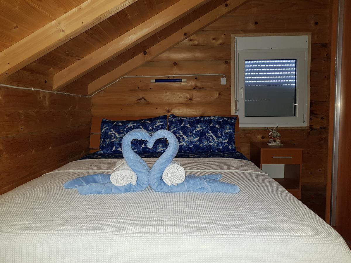 Holiday House Kruce Ülgün Dış mekan fotoğraf